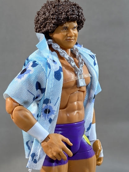 Carlito (light blue shirt)