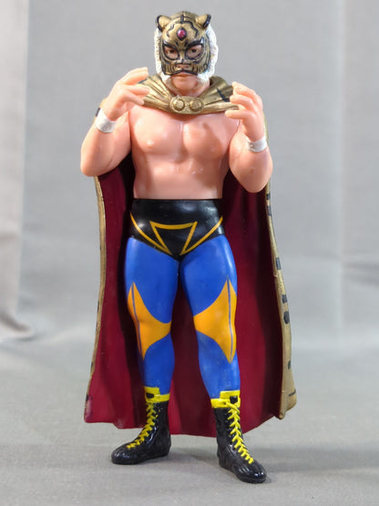 The first Tiger Mask (Legendary Type Cloak)