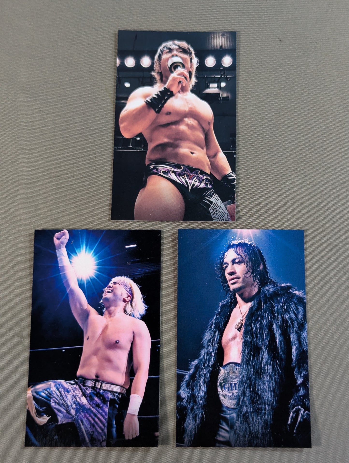 NOAH HAKOBUNE trading card set (3)