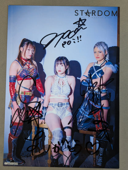 ジュリア＆なつぽい＆朱里 3選手直筆サイン入り スターダムポートレート