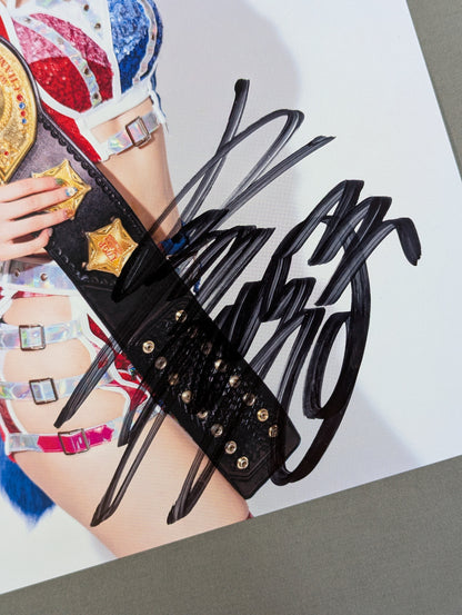 ★IWGP★ 岩谷麻優 直筆サイン入り スターダムポートレート(C-1)