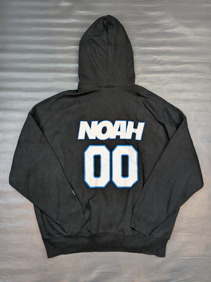 NOAH '00' Big Silhouette Pullover Hoodie  (Black)