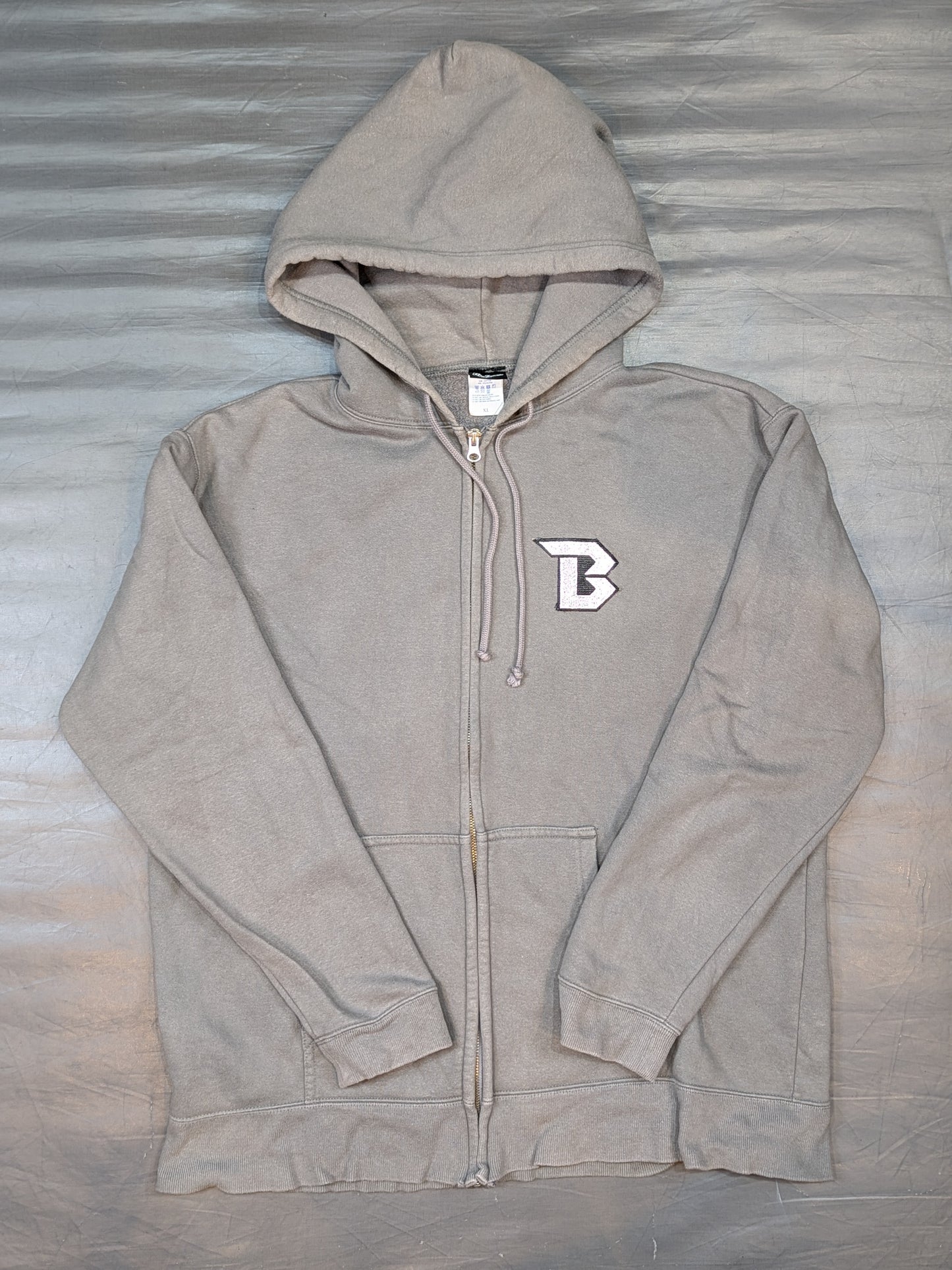大日本プロレス「B」ジップパーカー(グレー)