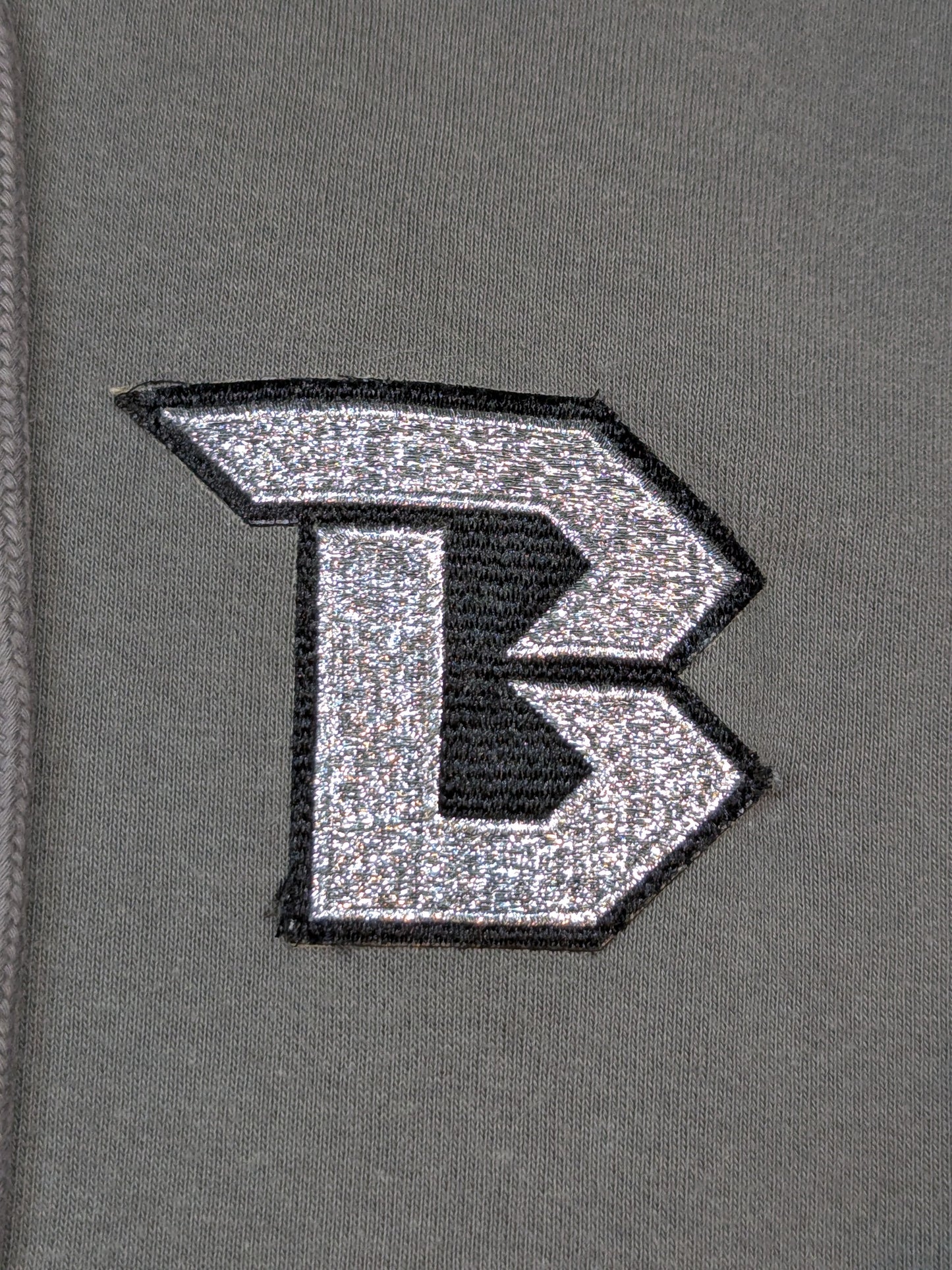 大日本プロレス「B」ジップパーカー(グレー)