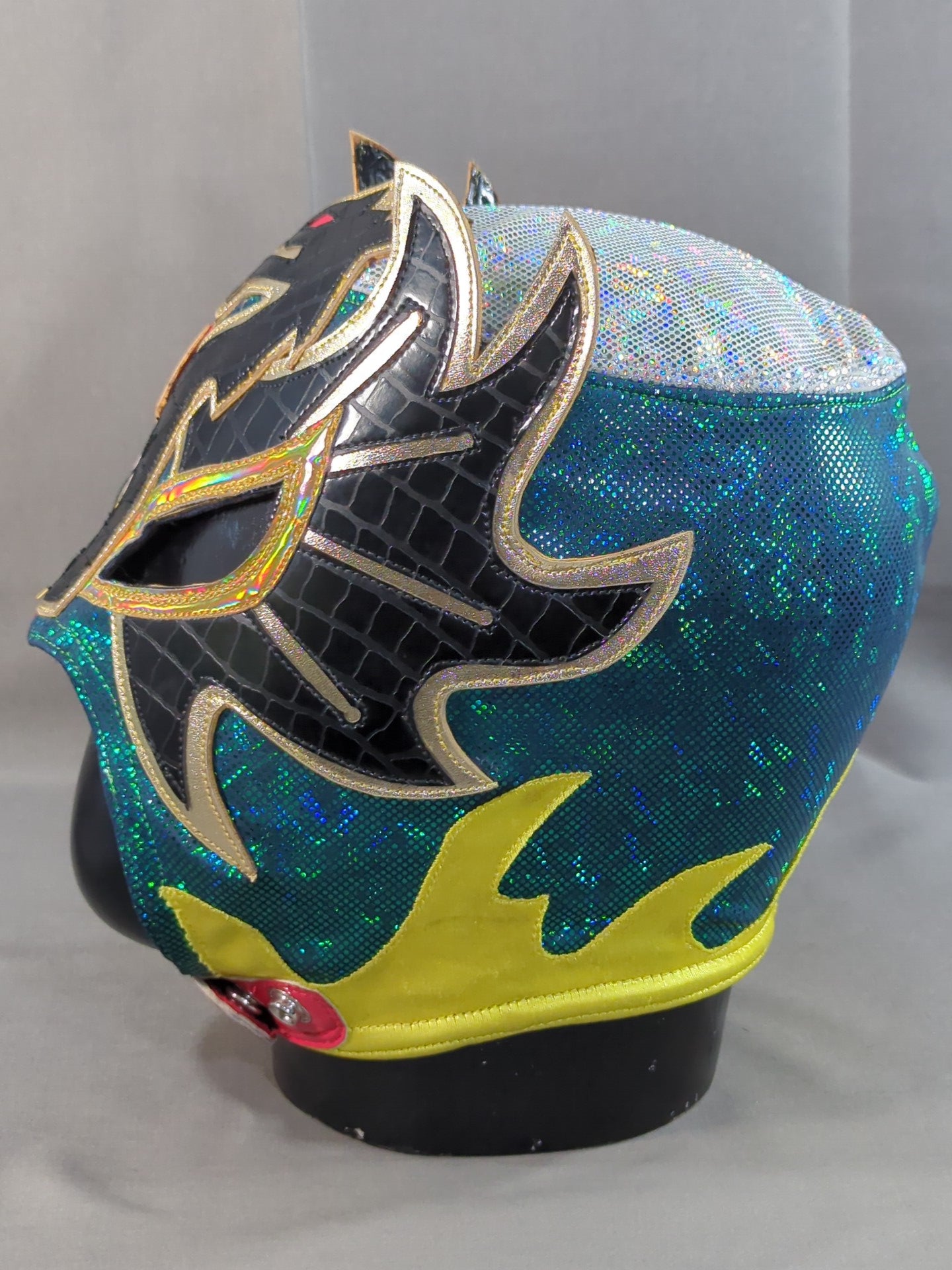 ドラゴン・フエゴ