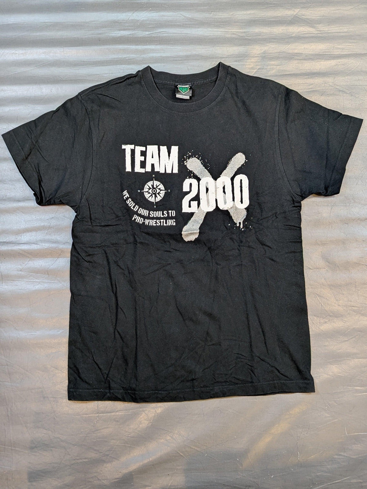 TEAM 2000 X ロゴTシャツ①