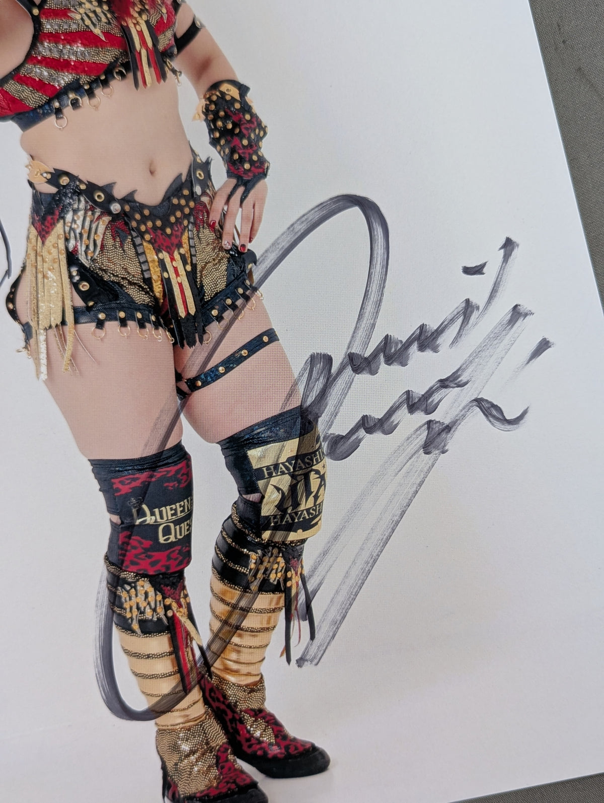 Utami Hayashishita  hand signed autograph  Starda Mu Pro-Photo (A-3)