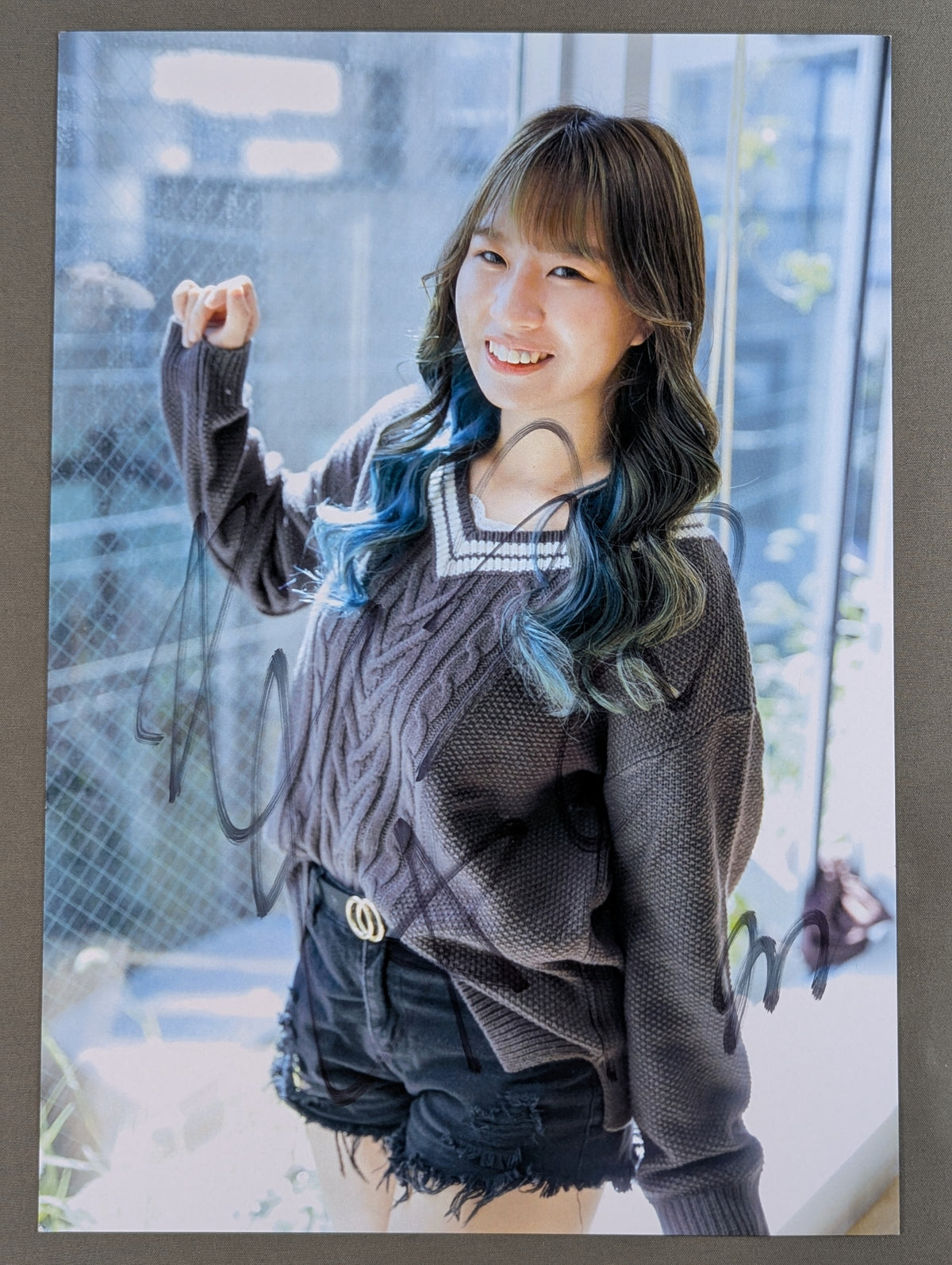 Momo Watanabe  hand signed autograph  Starda Pro-Photo  (K-2)