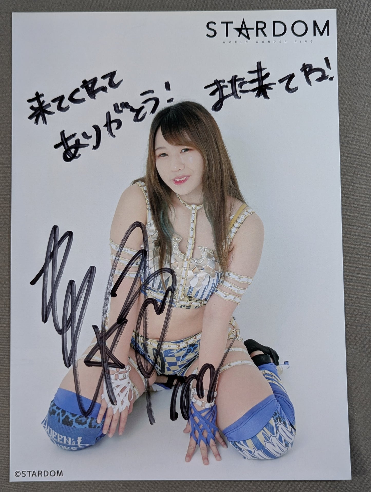 Momo Watanabe  hand signed autograph  Starda Pro-Photo  (K-3)