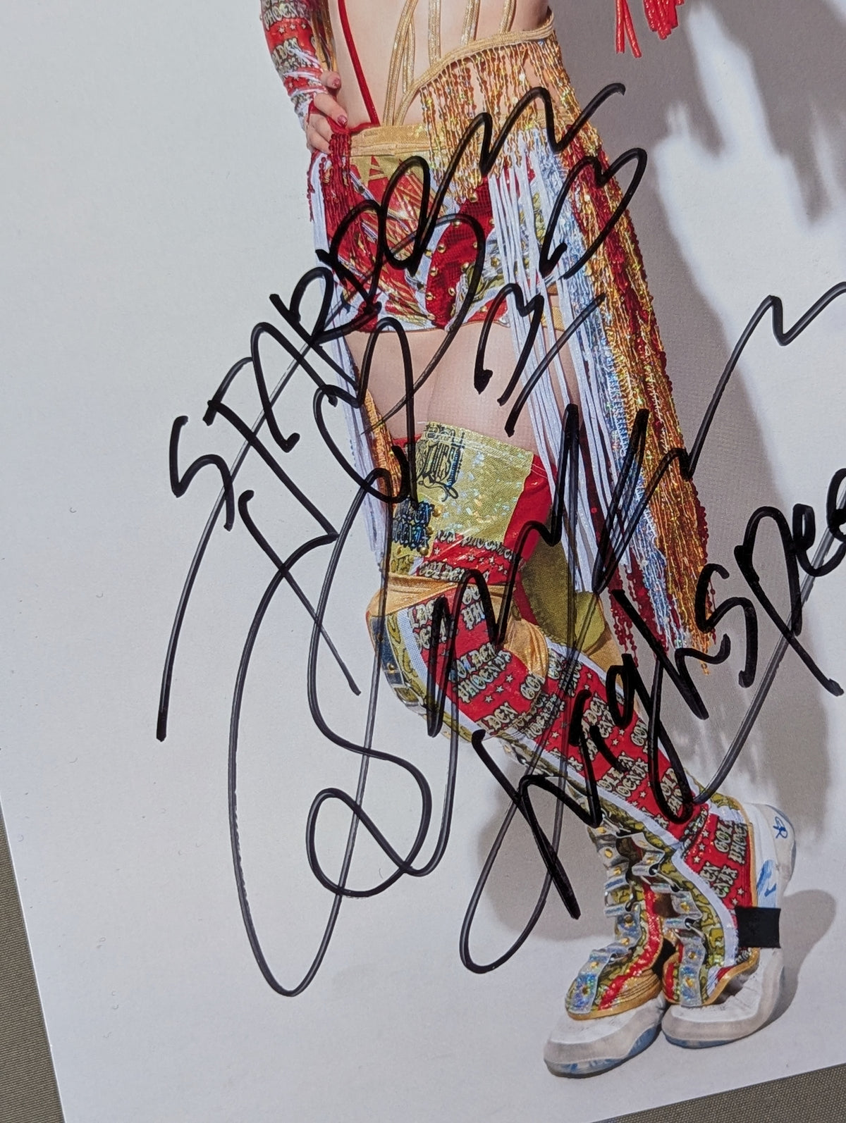 Saya Kamitani  hand signed autograph  Stardom Pro-Photo  (E-1)