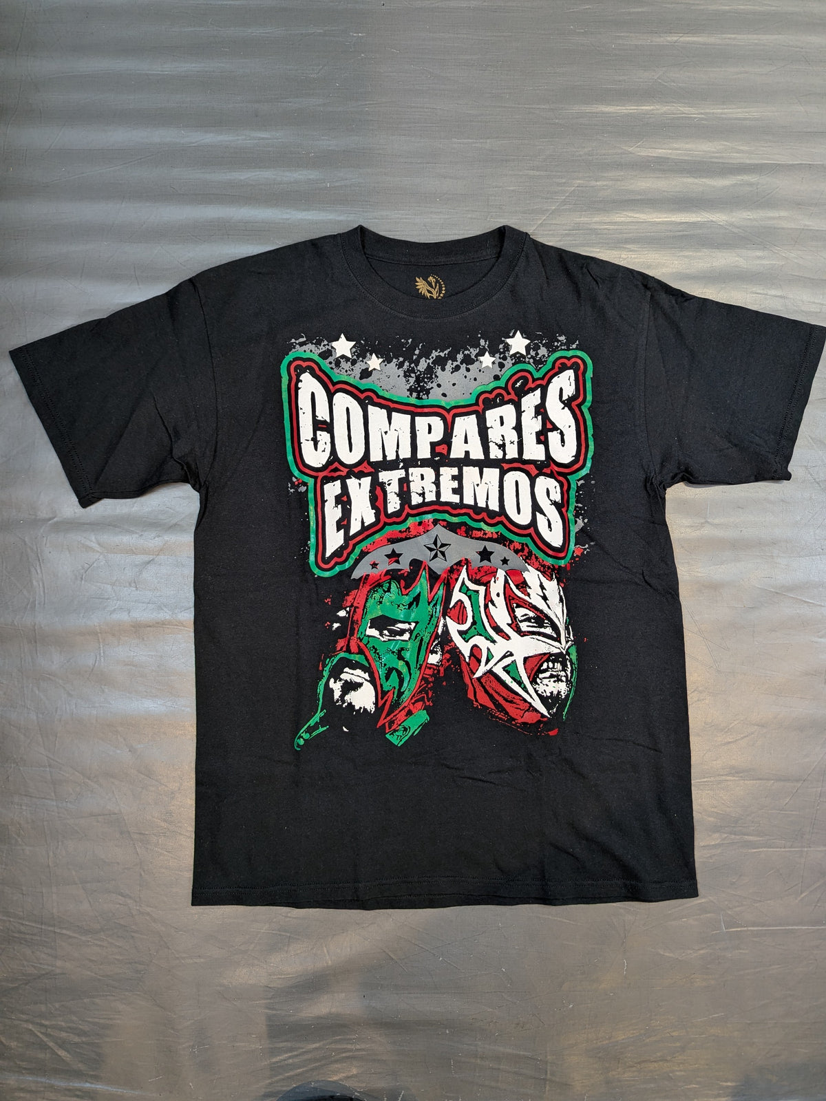 ビオレント・ジャック＆アエロ・ボーイ「COMPARES EXTREMOS」イラストTシャツ①(ブラック)