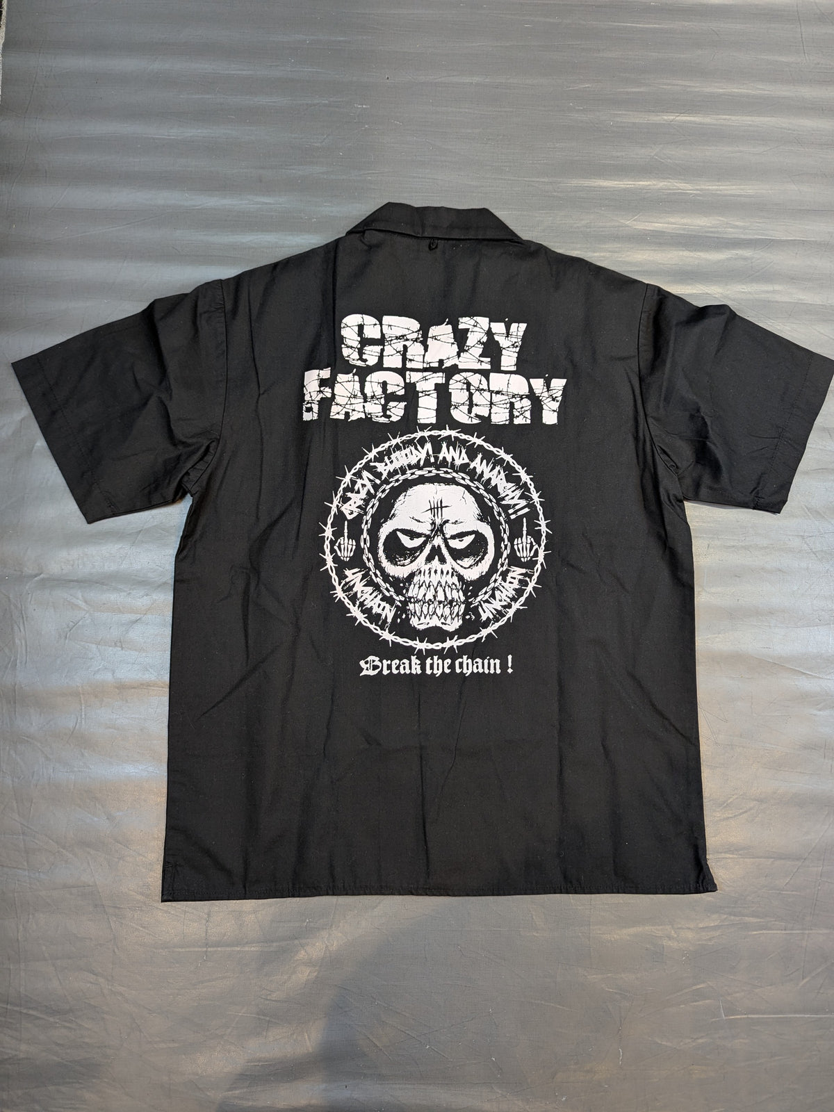 葛西純「CRAZY FACTORY×UNCHAIN」オープンカラーシャツ