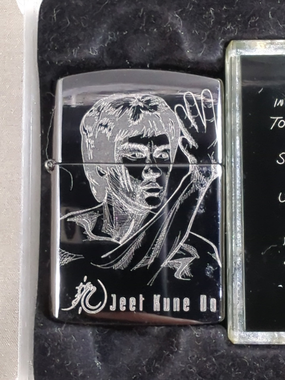 ブルース・リー ミニパネル付き ZIPPO