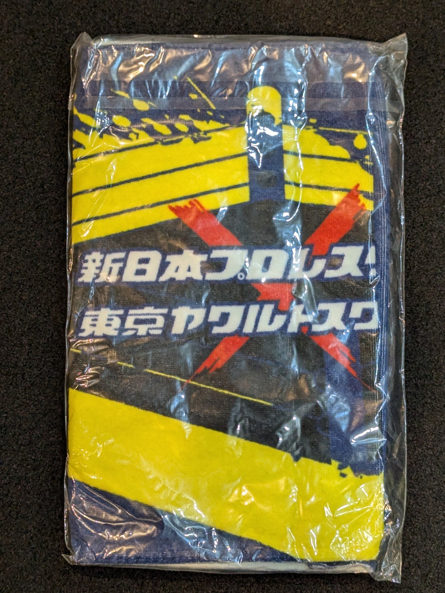 Tsubakuro ×New Japan Pro Wrestling  Collaboration Towel