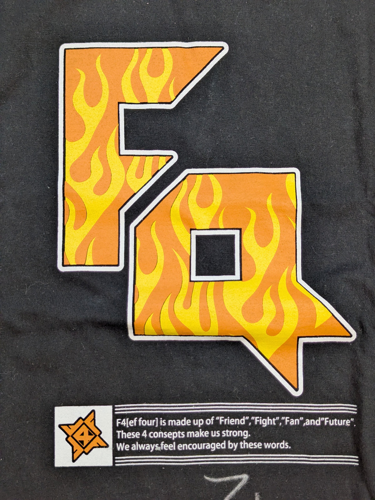 【3選手直筆サイン入り】F4「ファイヤーパターン」Tシャツ(ブラック)