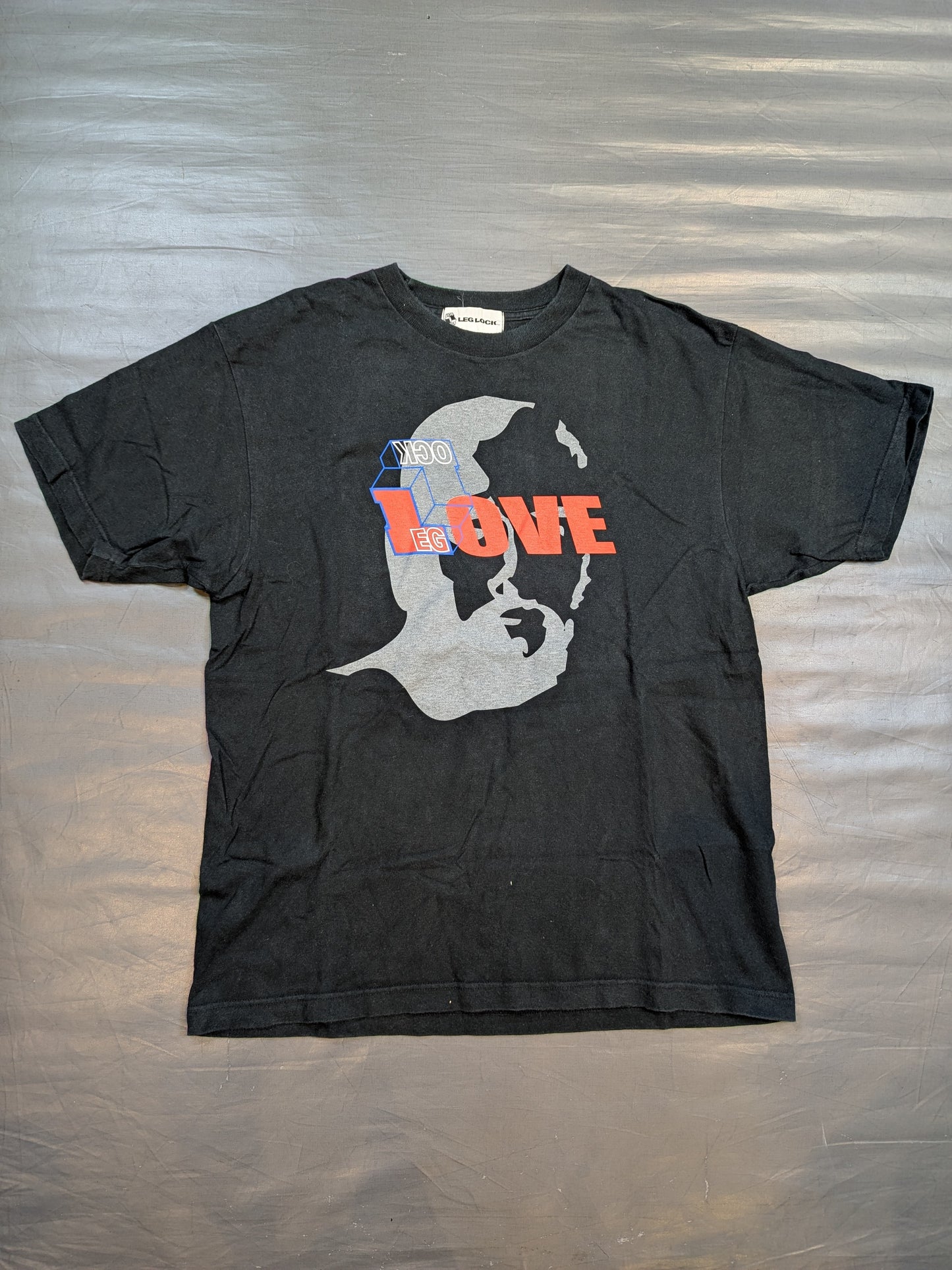 武藤敬司シルエット「LEG LOCK LOVE」シルエットTシャツ