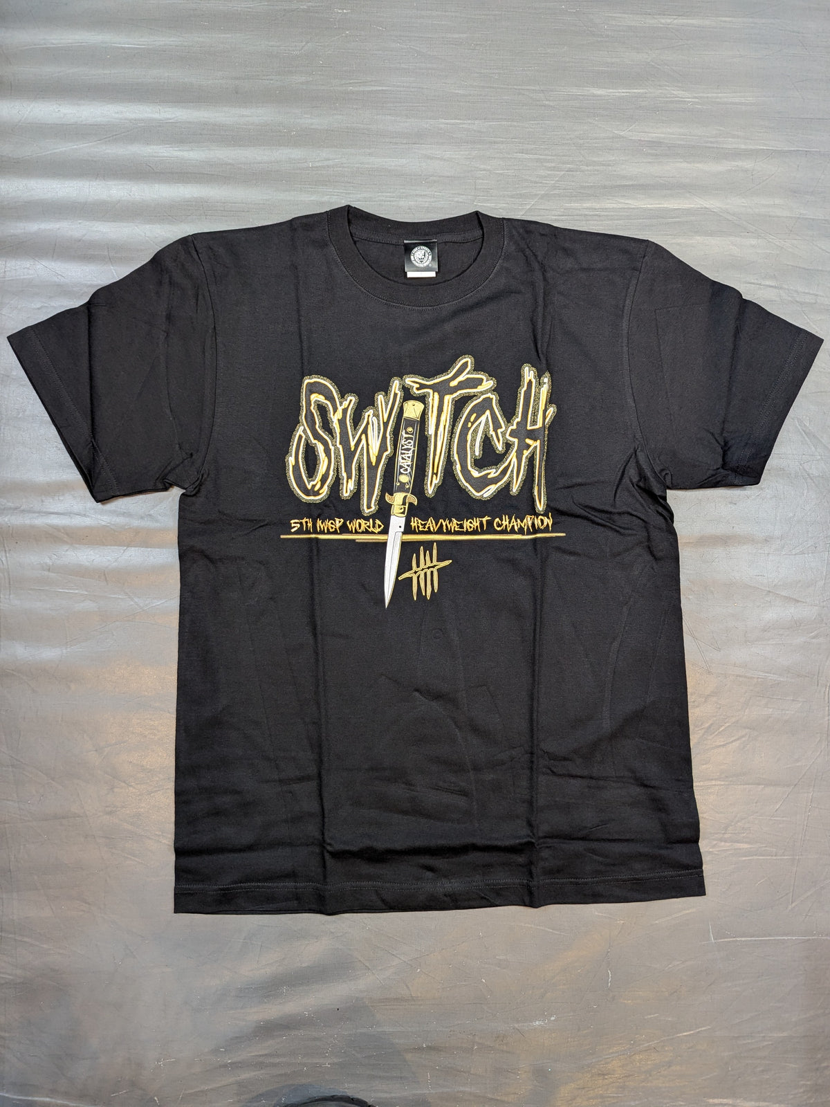 ジェイ・ホワイト「GOLD SWITCH」Tシャツ①(ブラック)