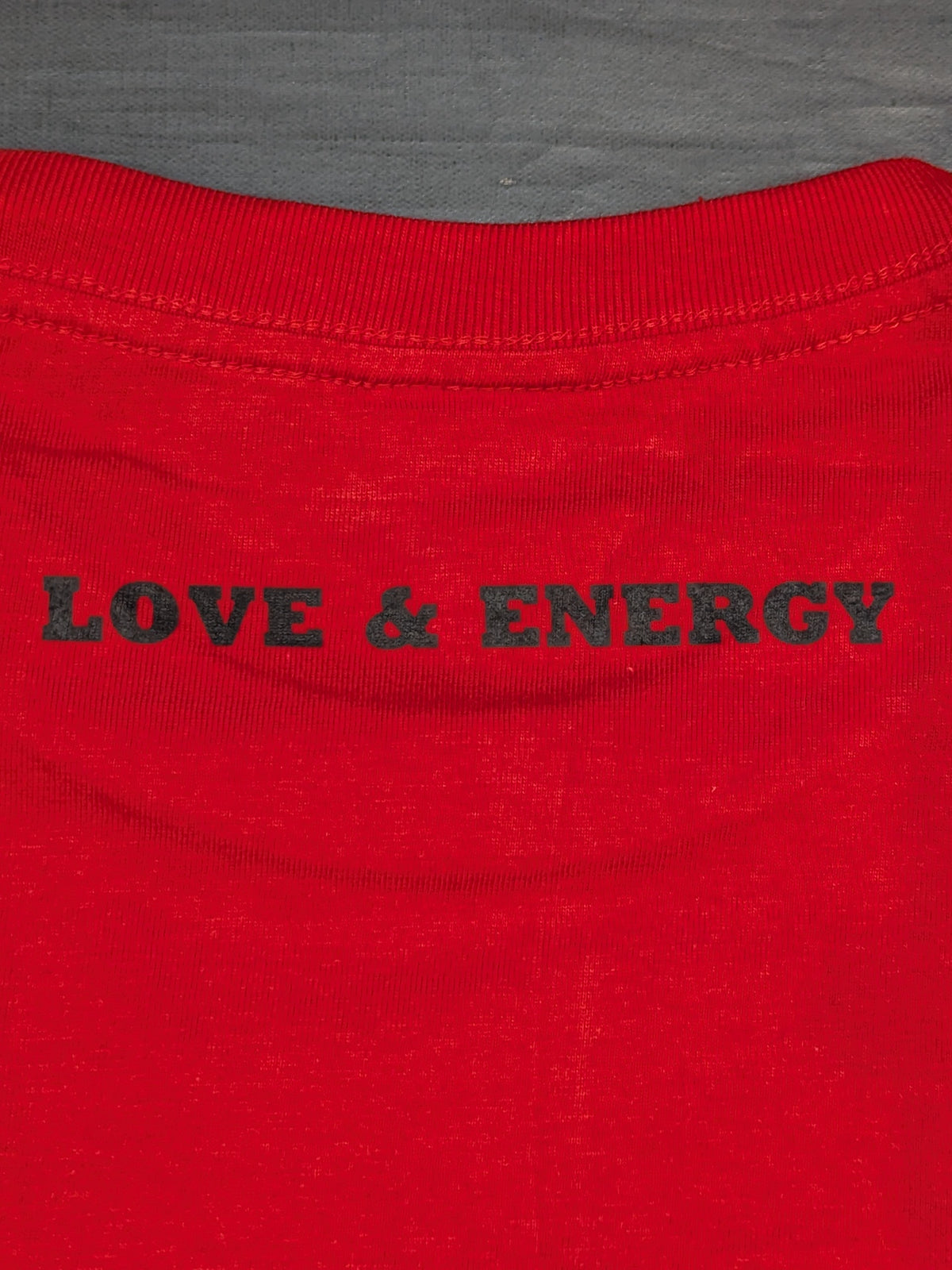 棚橋弘至「E」Tシャツ(レッド×ブラック)