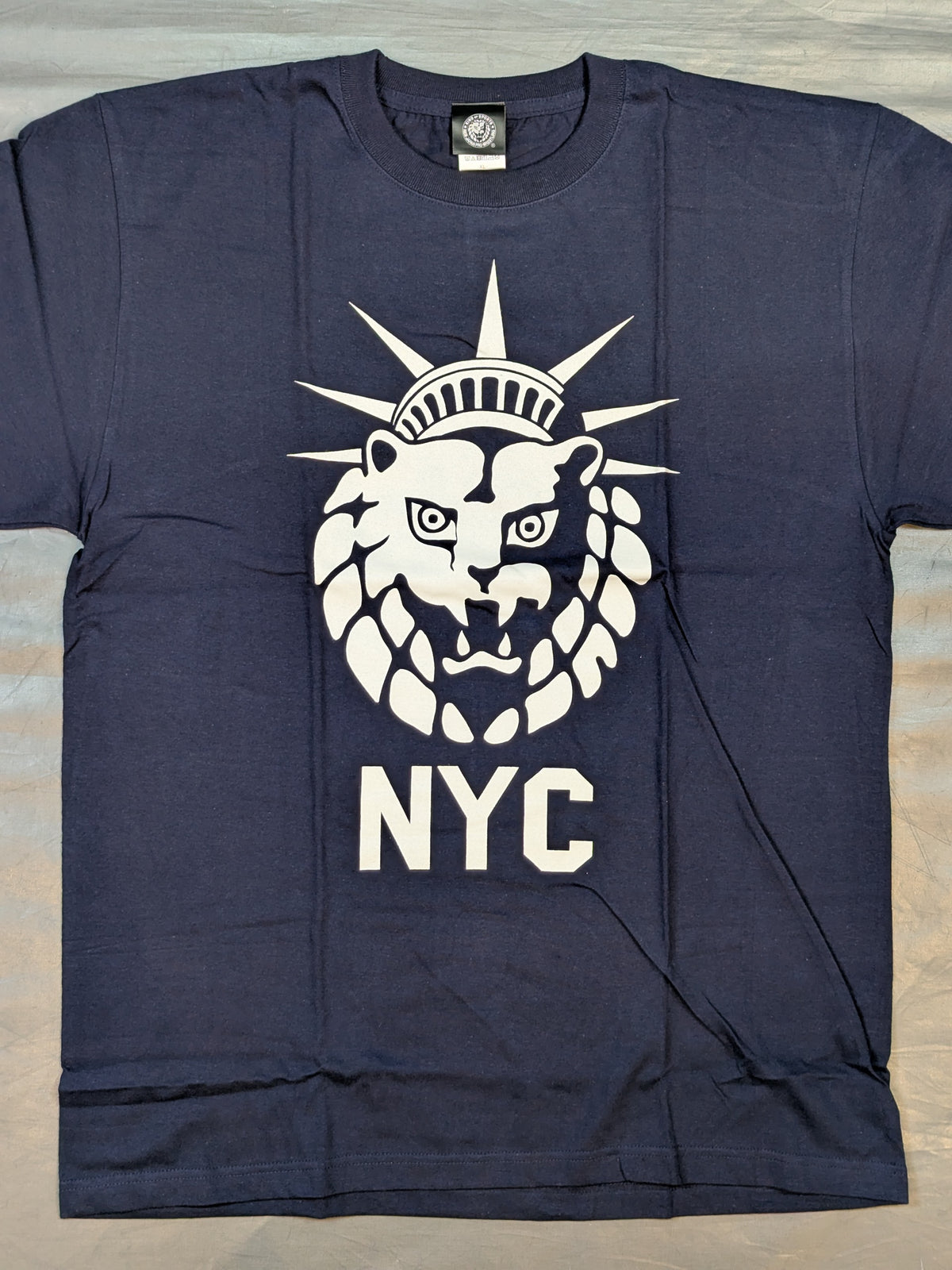 Lion Mark "NEW YORK" T-shirt