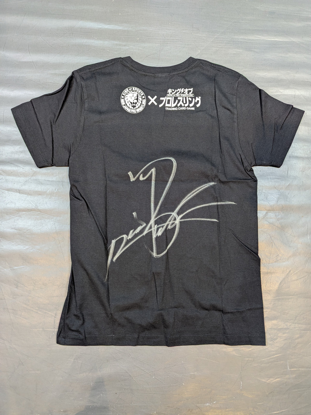 【hand signed autograph】 Kazuchika Okada × King of Pro-wrestling  T-shirt