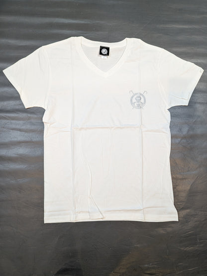 L・I・J VネックTシャツ(ホワイト×シルバー)