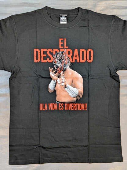 エル・デスペラード「LA VIDA ES DIVERTIDA」Tシャツ②(ブラック×レッド)