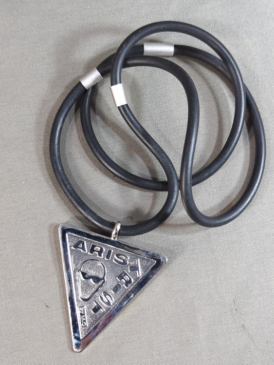 ★ ★ ARISTRIST Tube Necklace with Triangle Head(1)