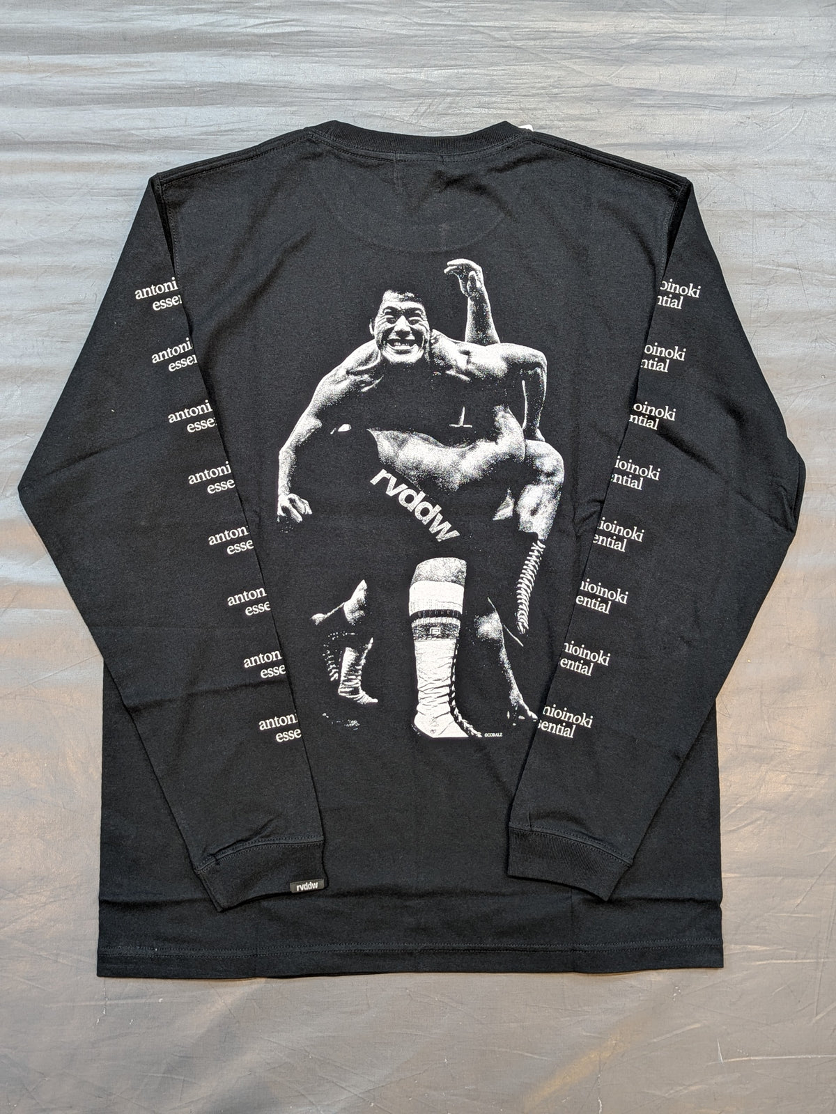 Antonio Inoki  "INOKI  ESSENTIAL" Long Sleeve T-Shirt