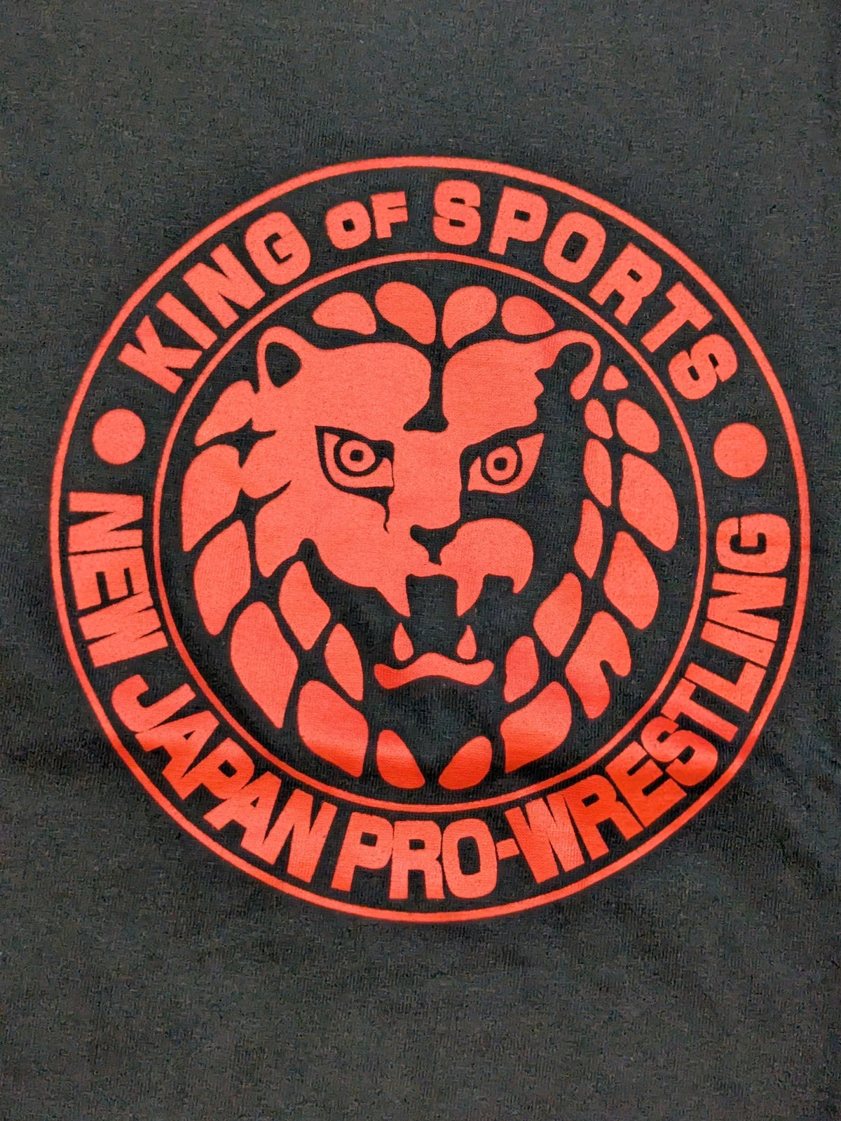 ライオンマーク Tシャツ(ブラック×レッド)
