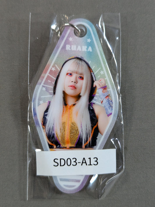 琉悪夏 STARDOM×ウェブポン アクリルモーテルキーホルダー