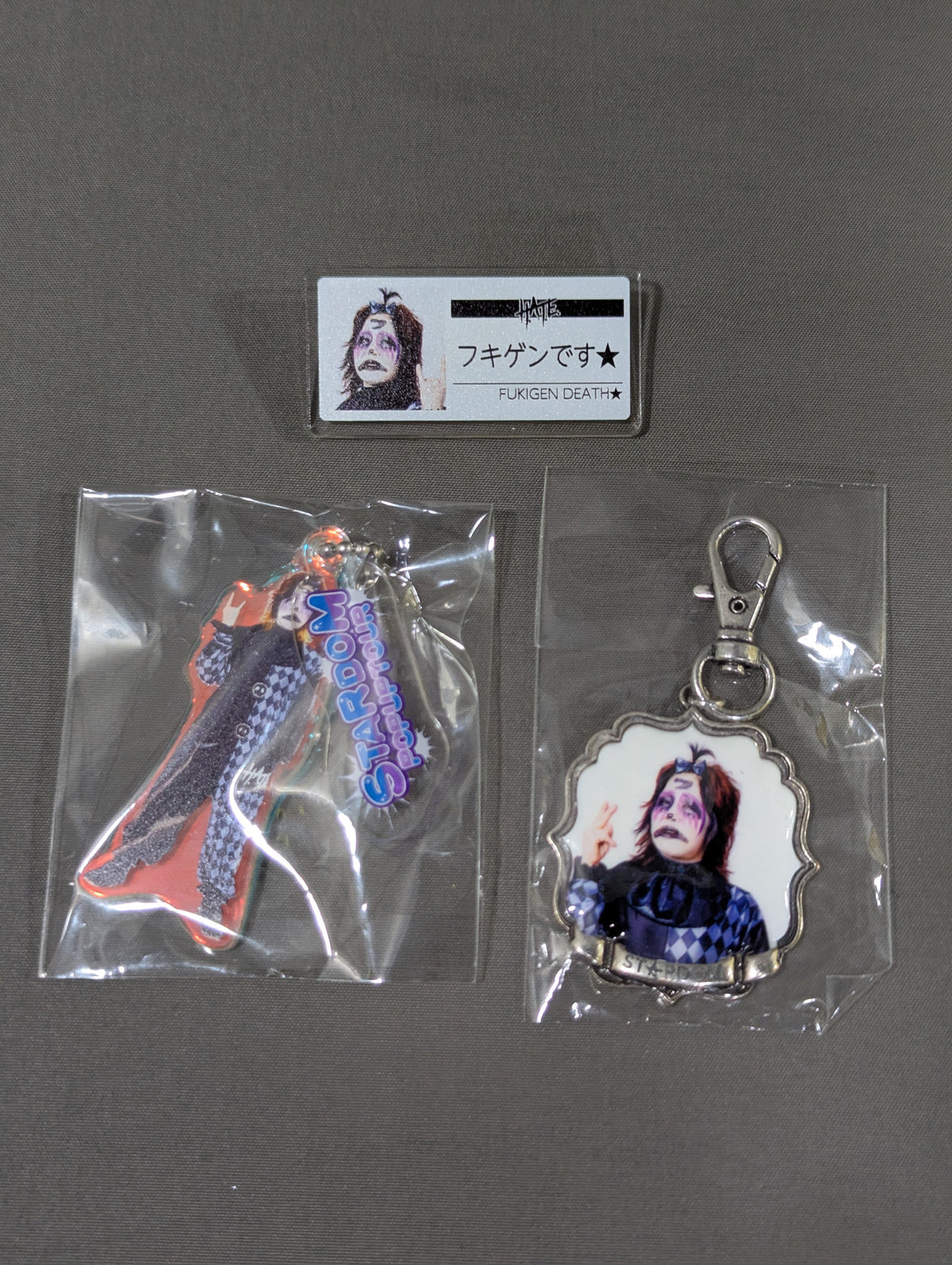 ★悪の道化師★ フキゲンです★ 小物セット