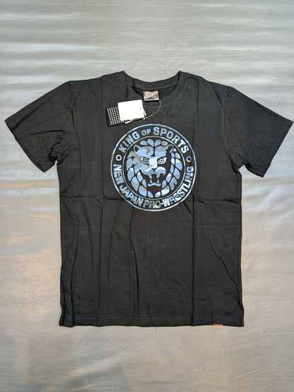 新日本プロレス×しまむら ライオンマーク Tシャツ③(ブラック×青迷彩)