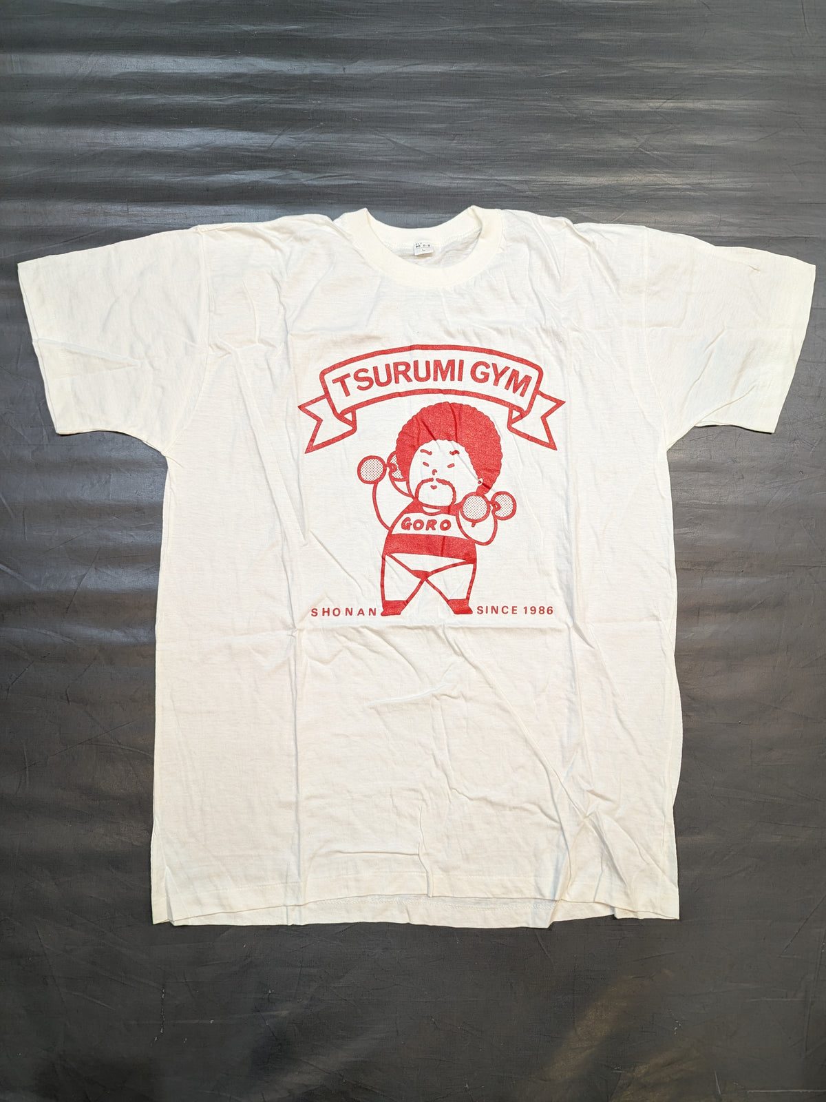 【hand signed autograph】 Goro Tsurumi "TSURUMI GYM" Illustration T-Shirt (1)