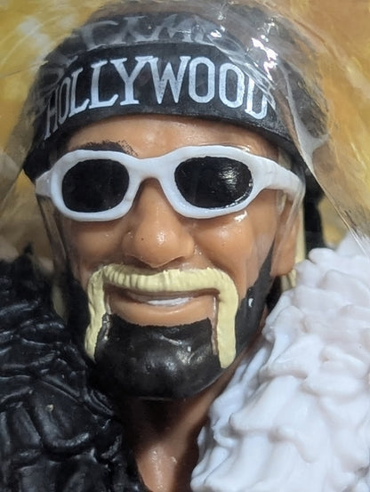 "Hollywood" Hulk Hogan (Black Bandana)