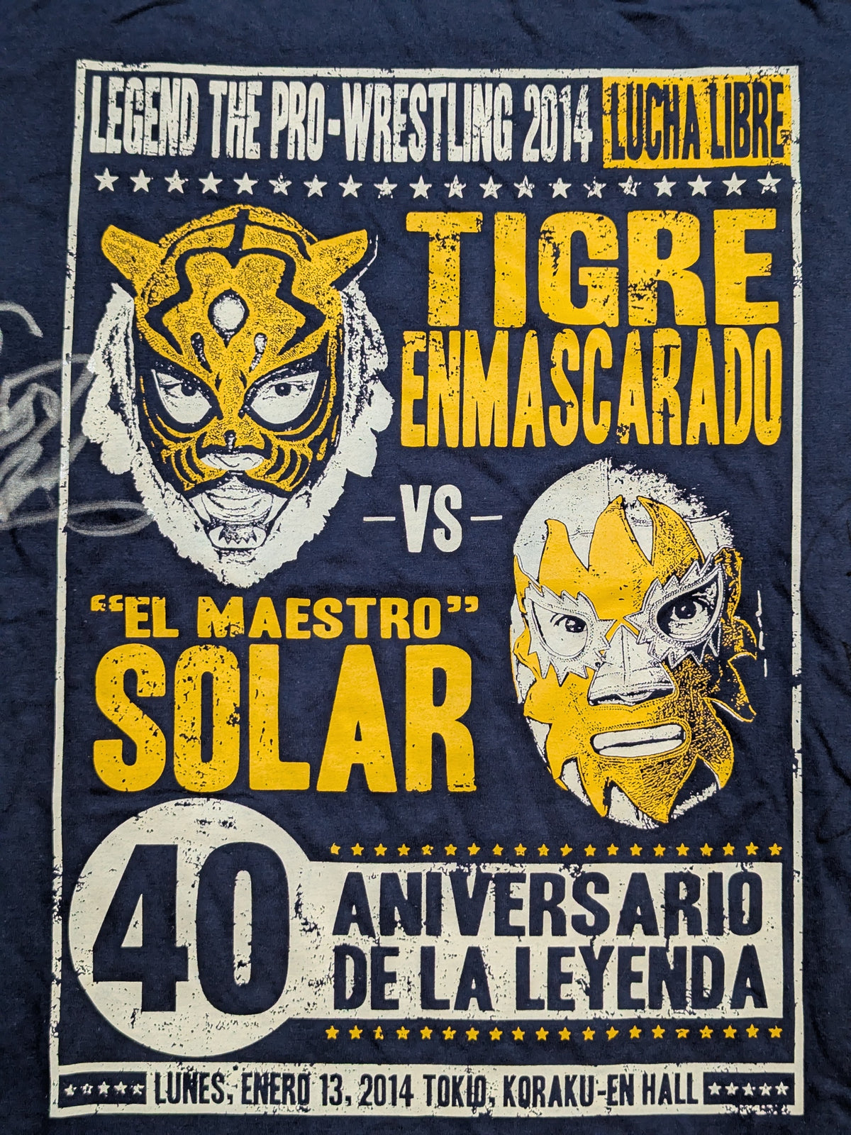 [2 hand signed autographs] First Tiger Mask vs El Solar  Picture T-Shirt