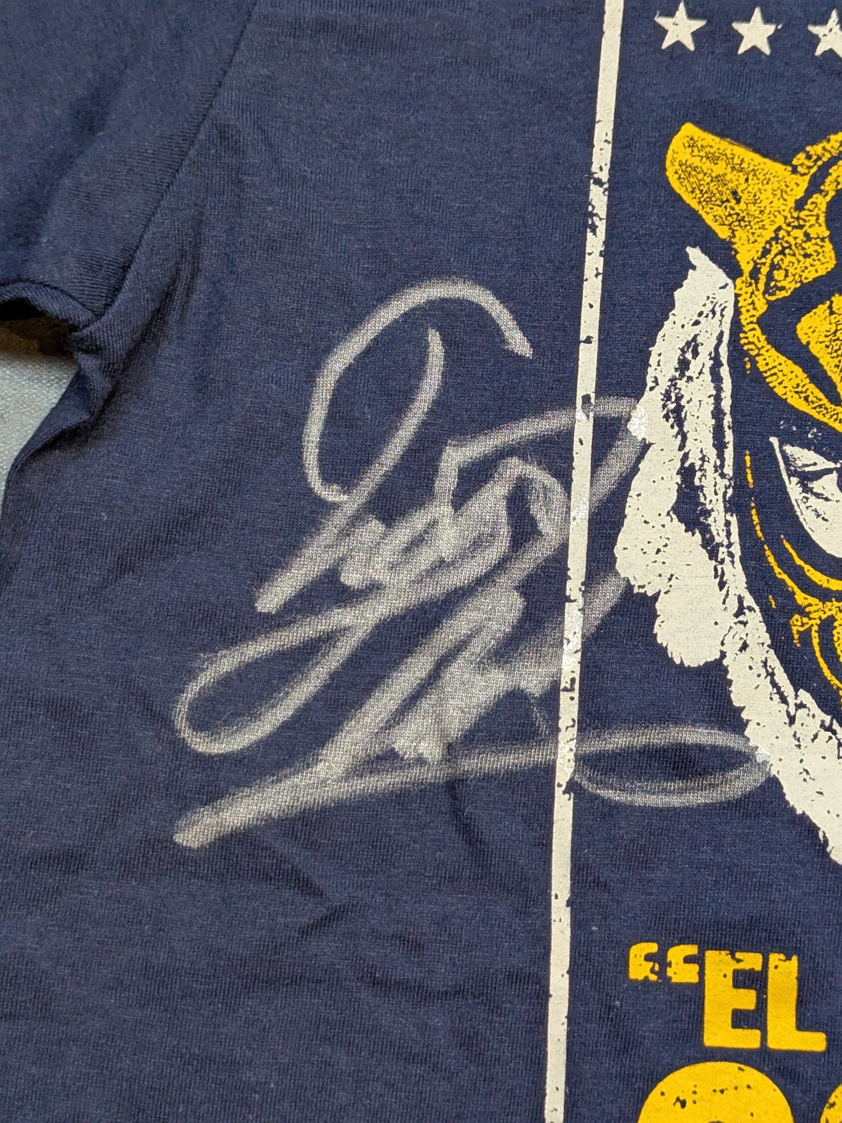 [2 hand signed autographs] First Tiger Mask vs El Solar  Picture T-Shirt