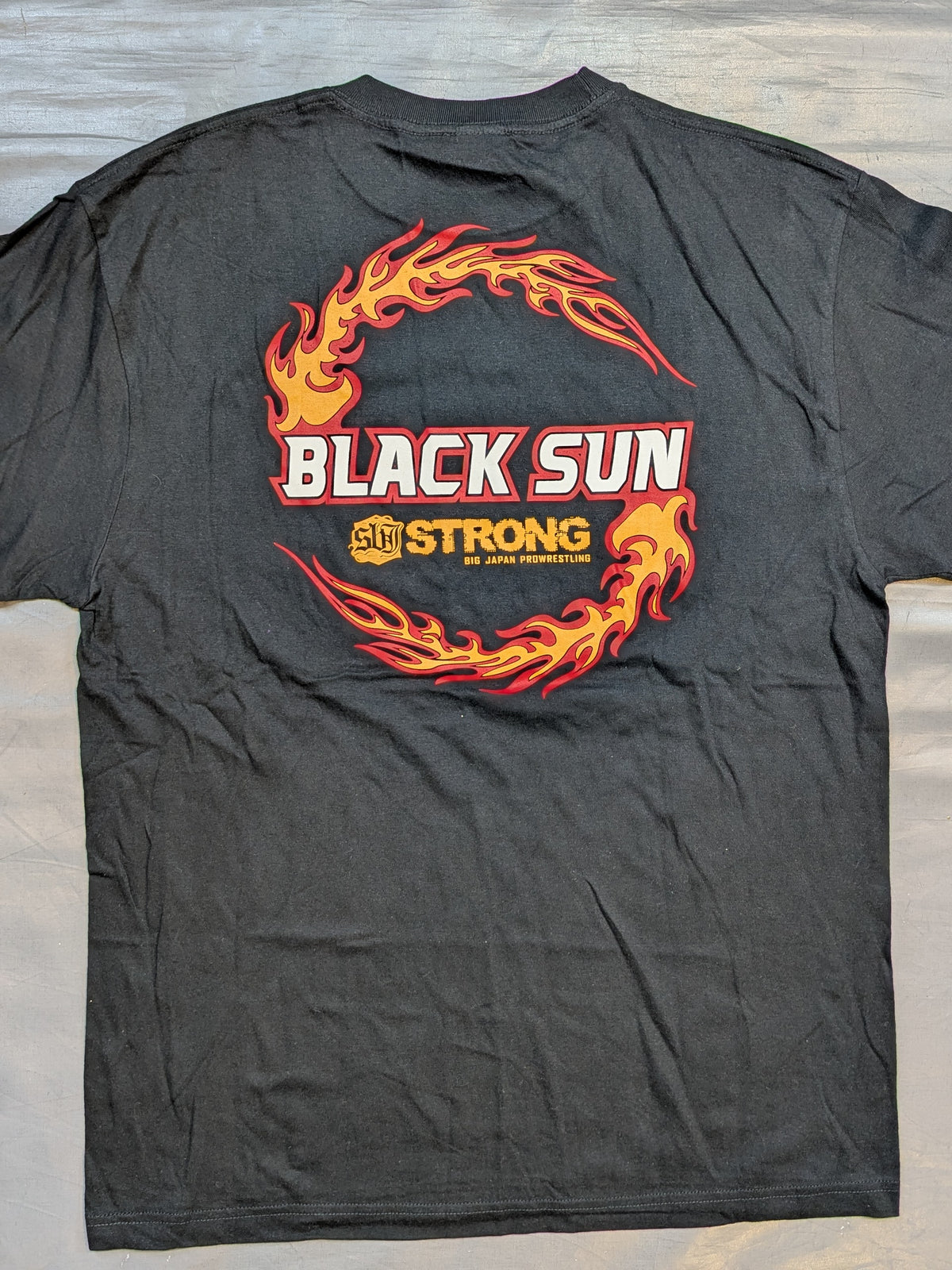菊田一美「BLACK SUN」Tシャツ