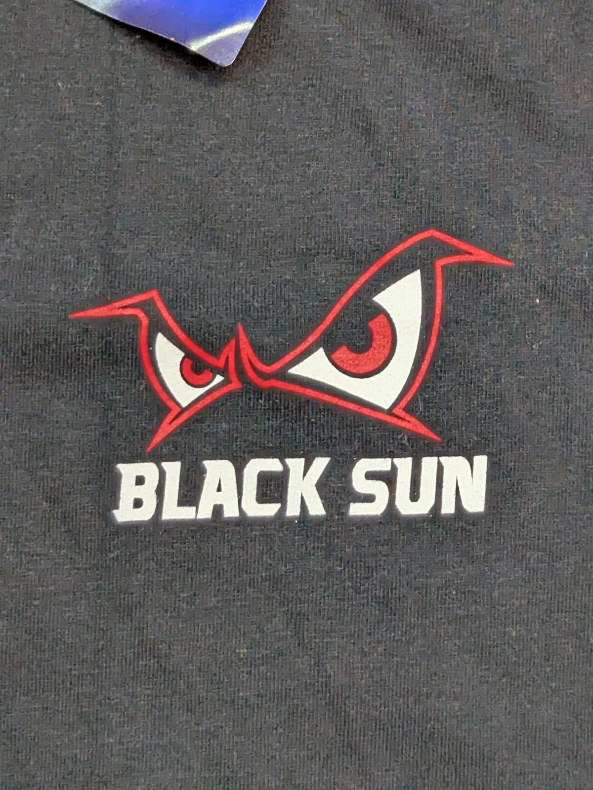 菊田一美「BLACK SUN」Tシャツ