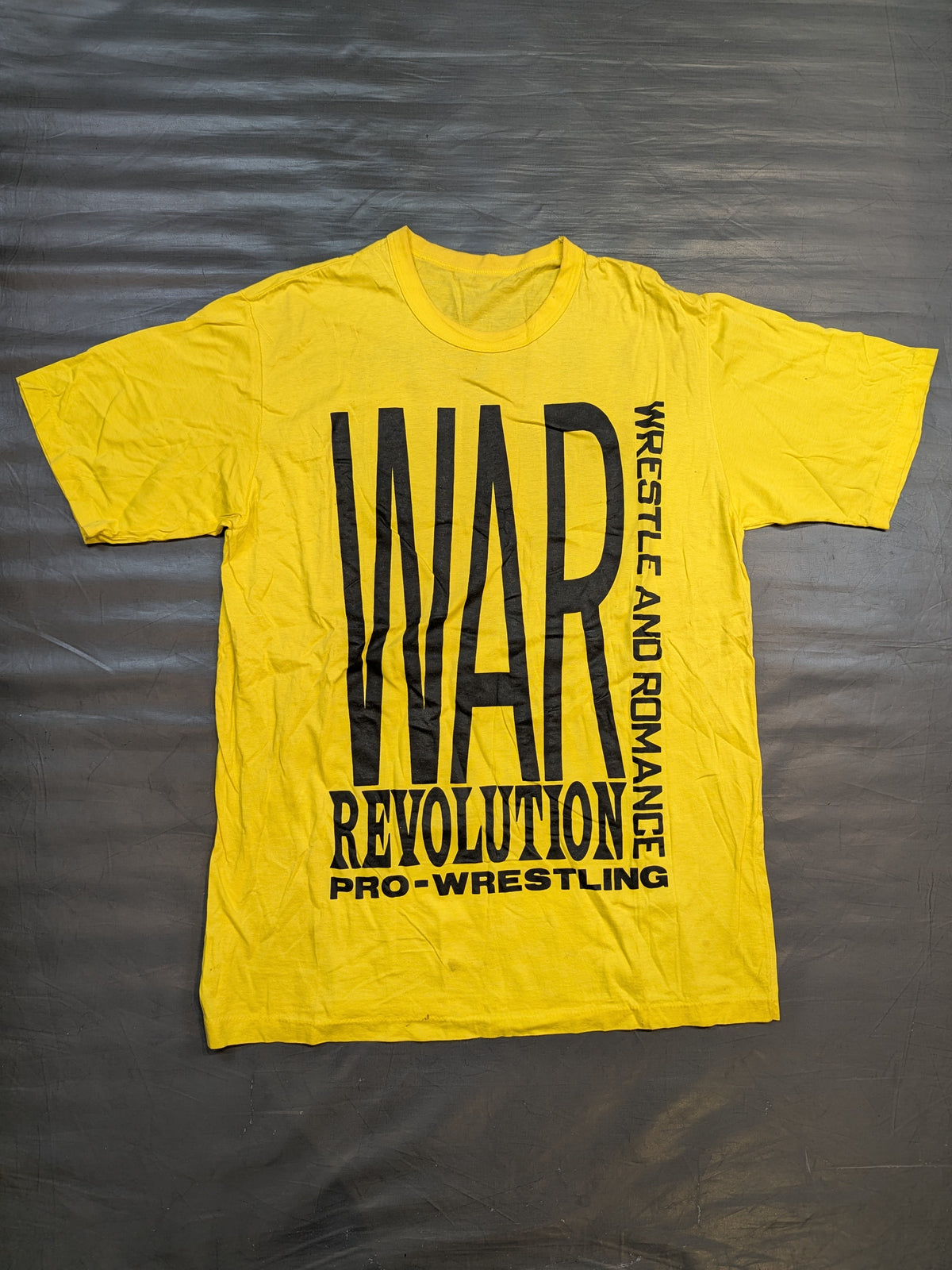WAR Big Logo T-Shirt