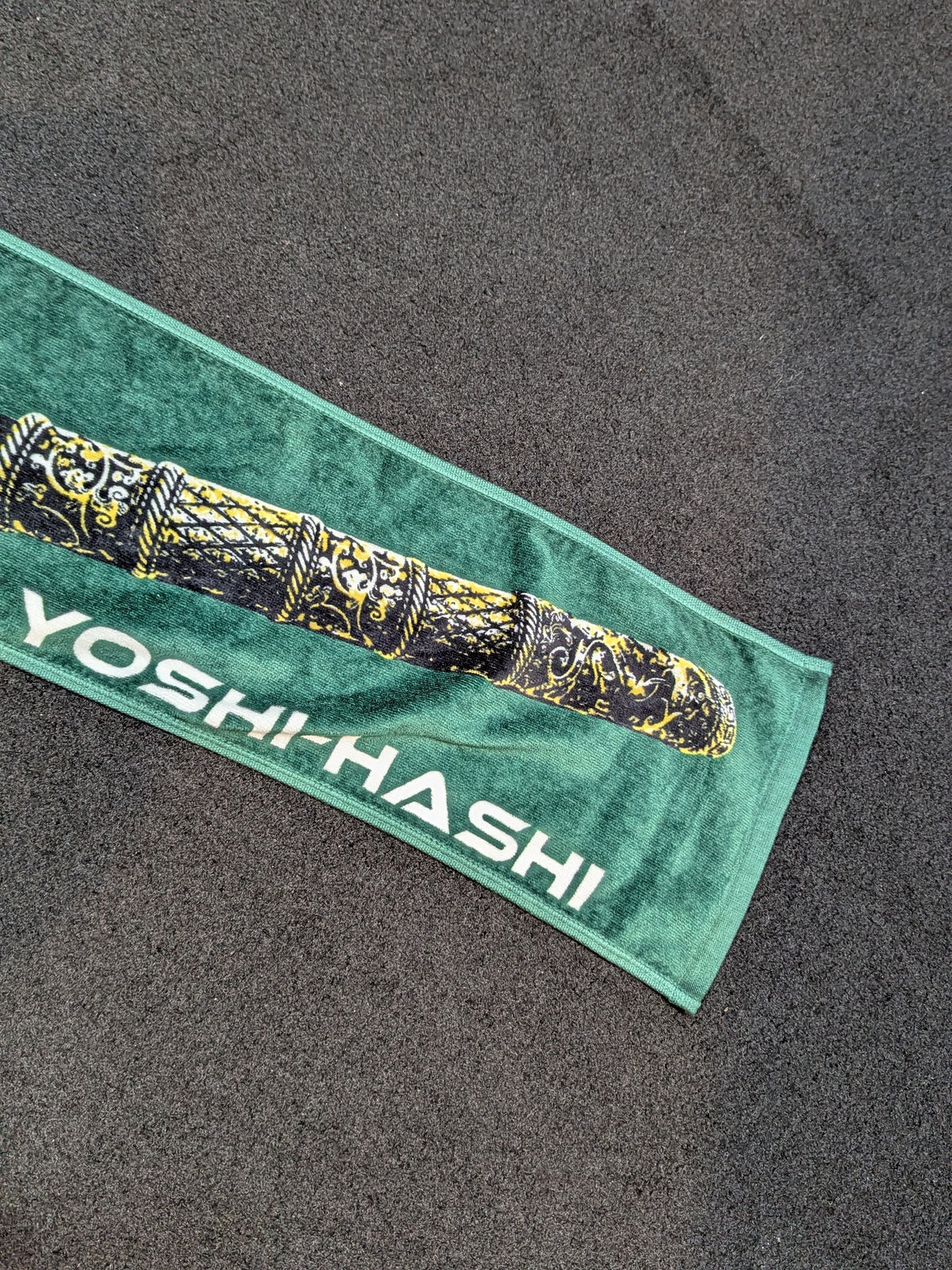 YOSHI-HASHI「TURN IT ALL AROUND」マフラータオル
