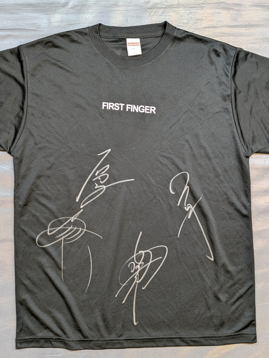 [4 fighters hand signed autograph ] MaxiMuM "FIRST FINGER" Dry T-Shirt