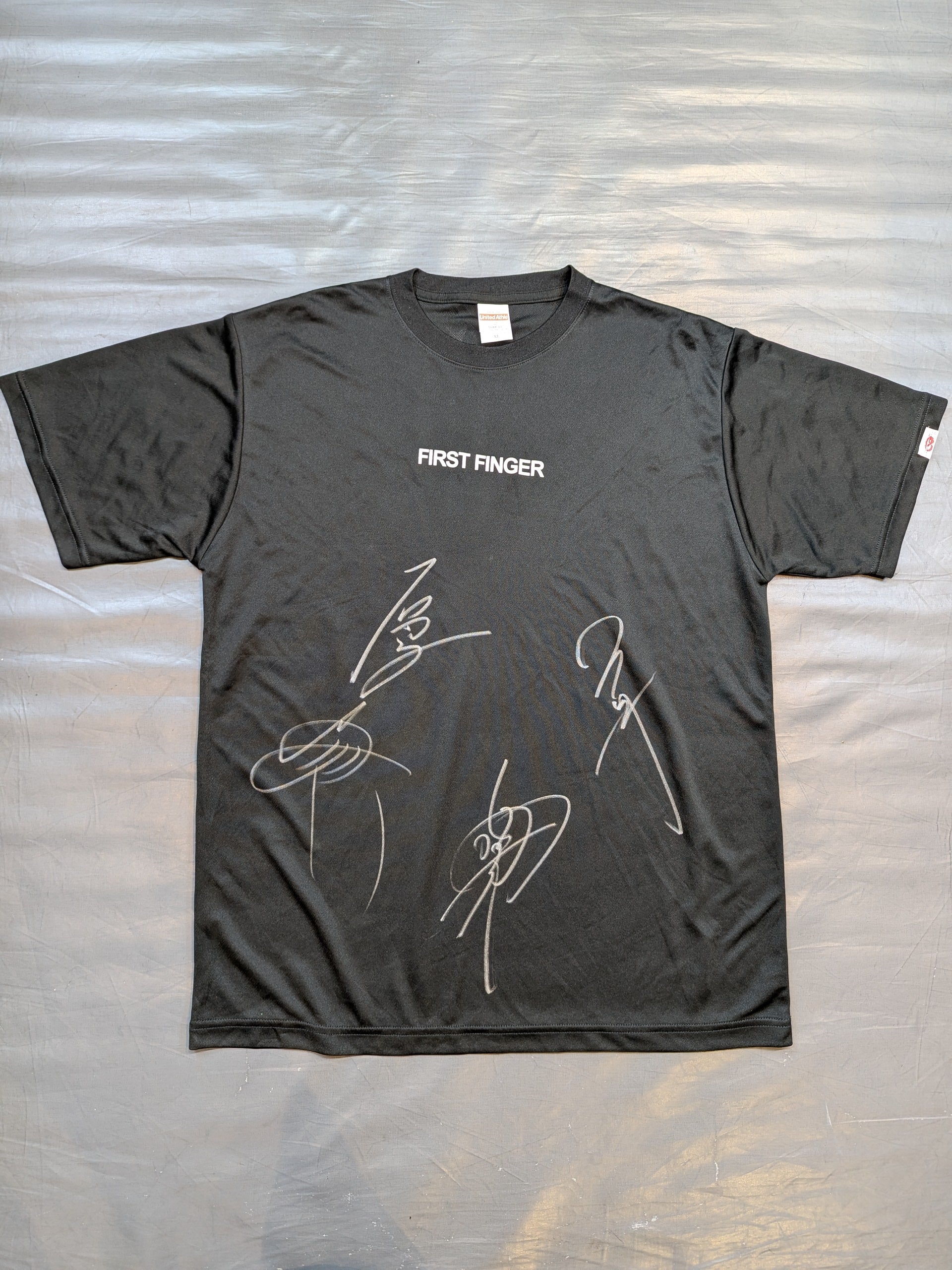 4選手直筆サイン入り】MaxiMuM「FIRST FINGER」ドライTシャツ – 闘道館