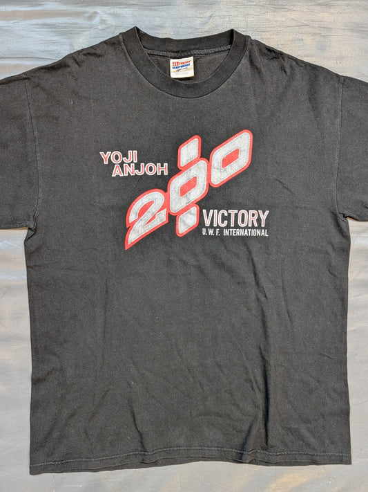 安生洋二「200% VICTORY」Tシャツ