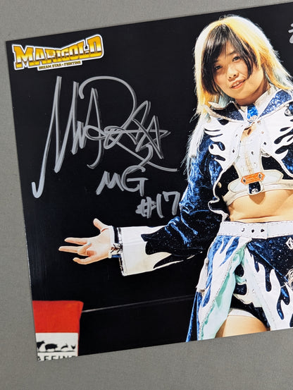 MIRAI hand signed autograph Marigold Pro-Photo (B-6)