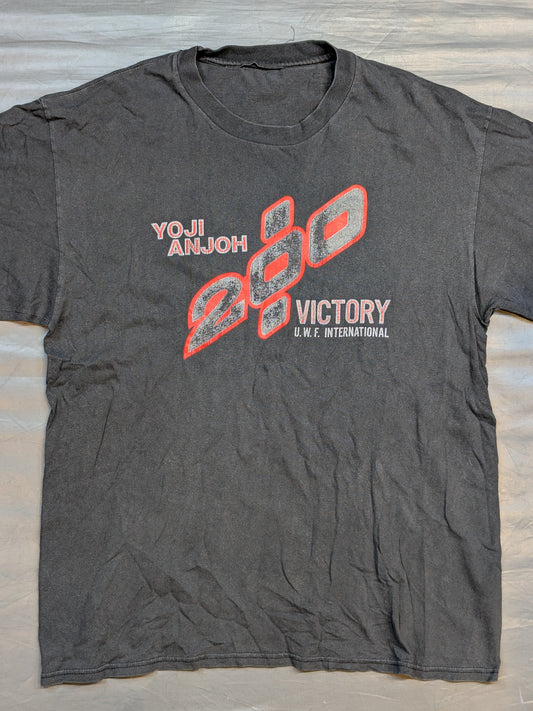 安生洋二「200% VICTORY」Tシャツ②