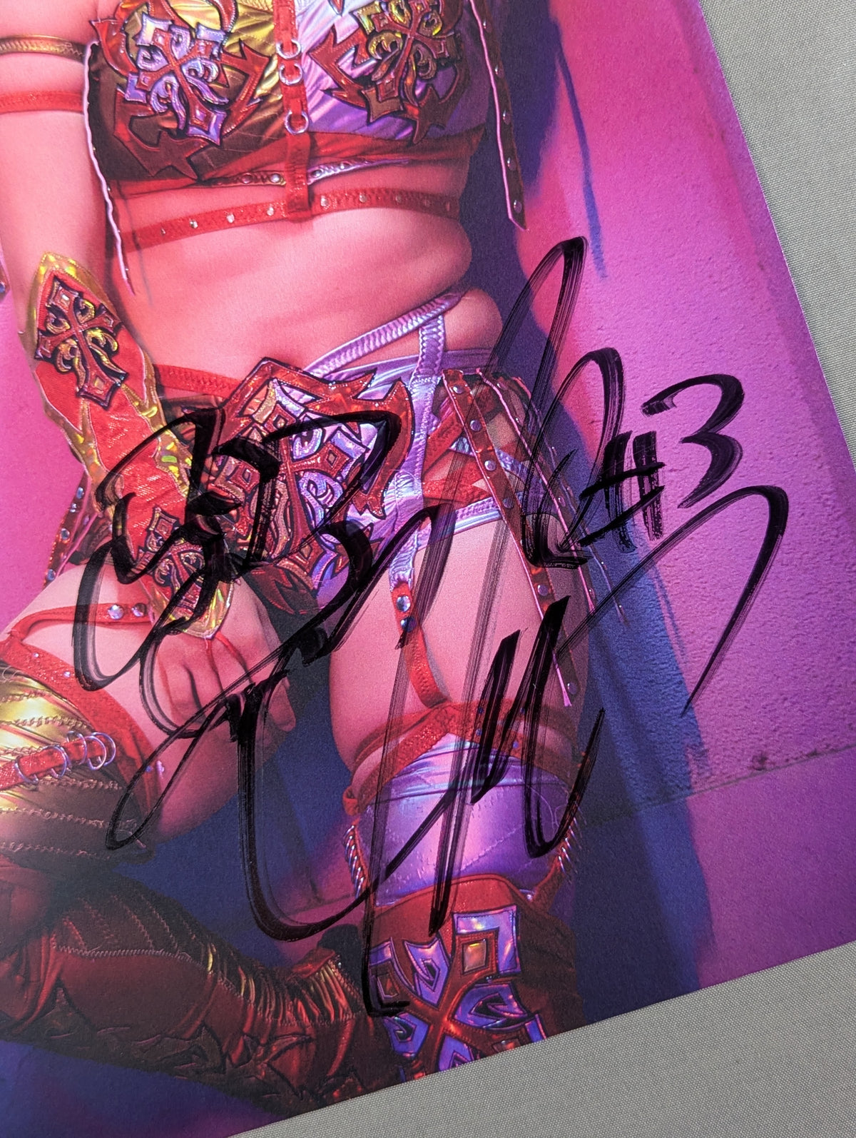 Utami Hayashishita  hand signed autograph  Marigold Pro-Photo  (B-5)