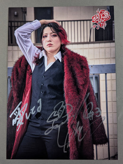 Utami Hayashishita  hand signed autograph  Marigold Pro-Photo  (B-6)