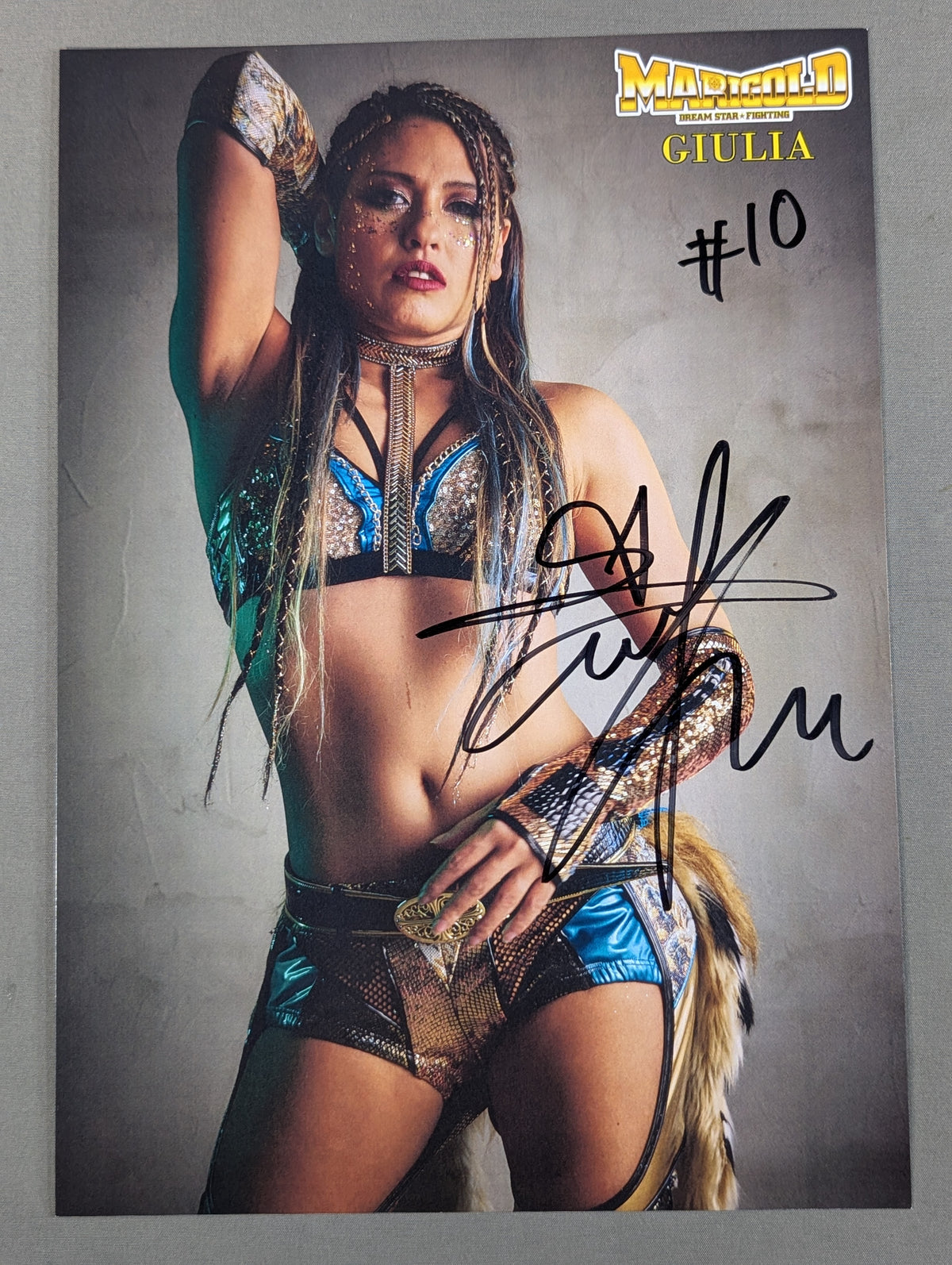 Giulia  hand signed autograph  Marigold Pro-Photo  (B-4)