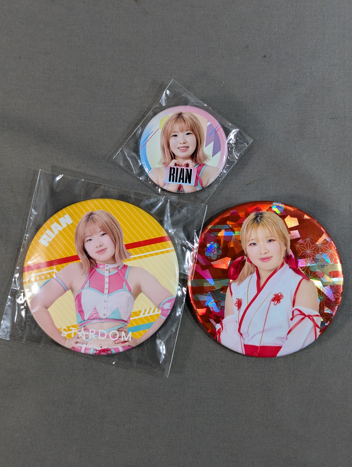 ★ Reckless Gerry Girl ★ RIAN  PinBack button Set (1)