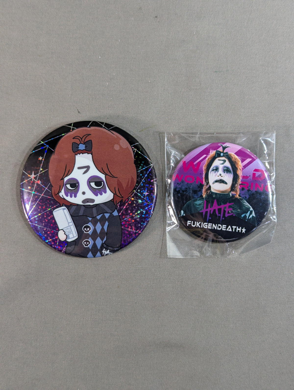 ★ Evil Jester ★ FUKIGENDESU ★ PinBack button set(1)